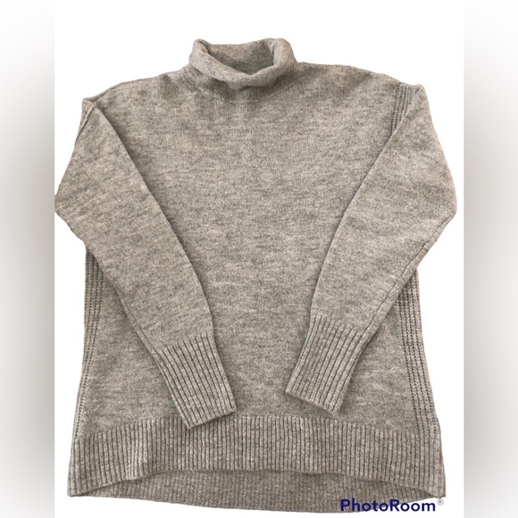 GAP Sweaters - GAP | Brushed Turtleneck Sweater - Women’s Large. LIGHT HEATHER GRAY.